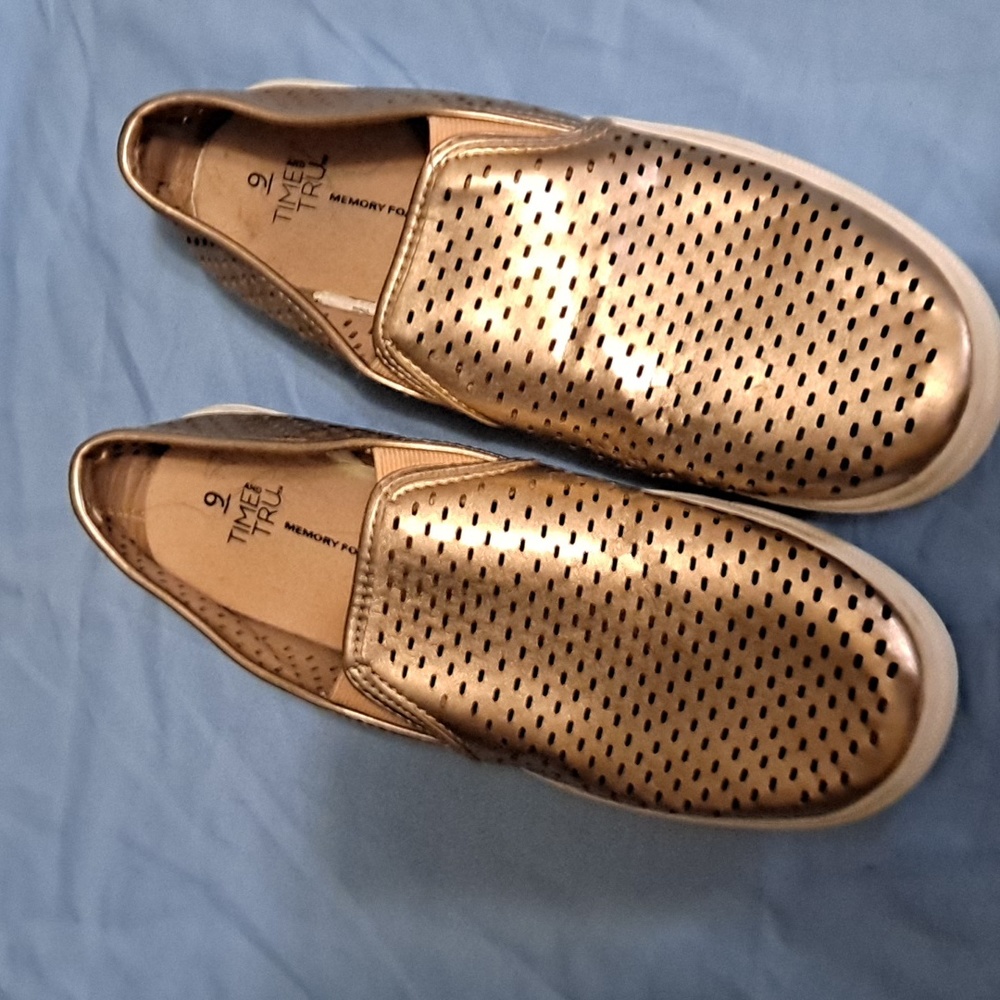 Fancy Time and Tru rose gold slide ons